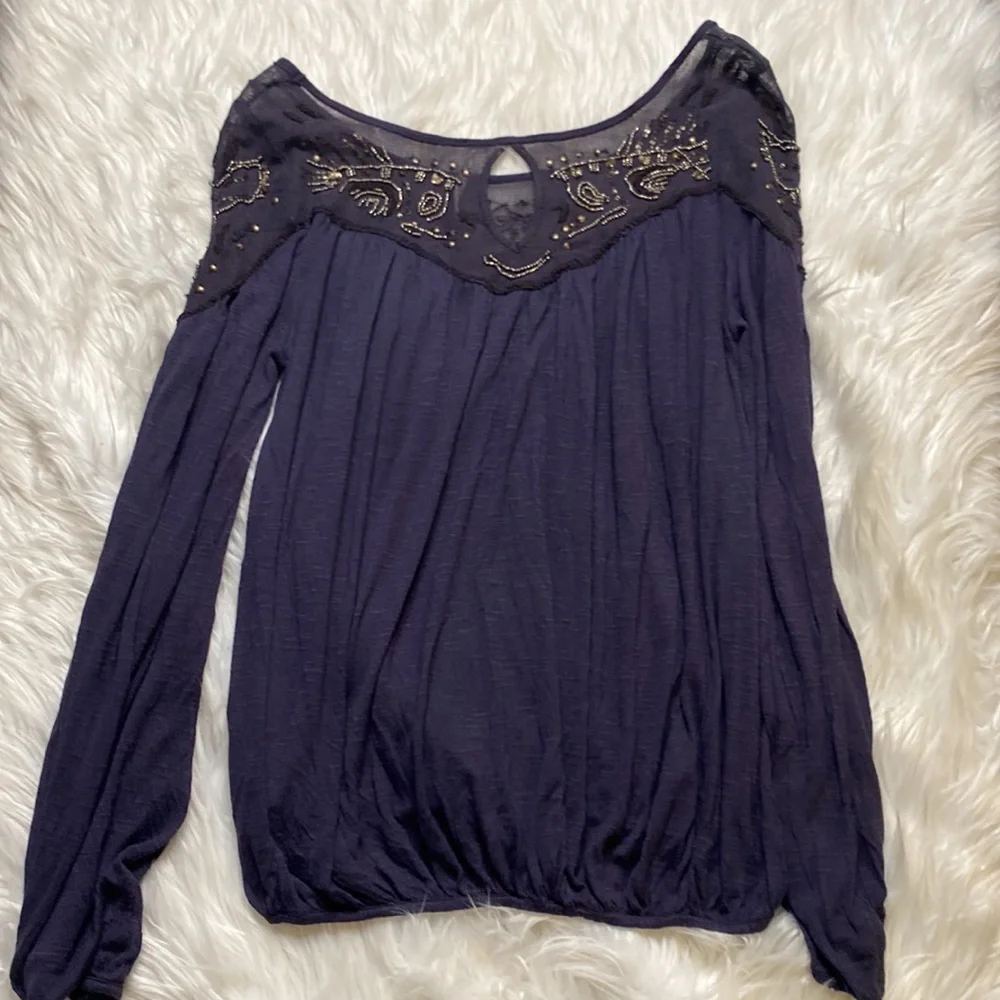 Free People Beaded, Flowey Sleeved Blouse w/ Keyhole neckline on back - Picture 7 of 9